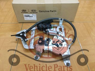 Men restoranda turmush qurgan ayolni sikdim